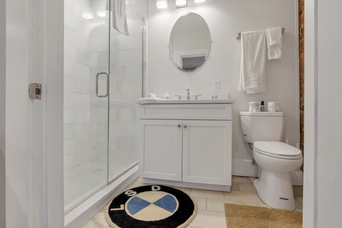 The Goodale House - 2 Units - 4 Bedroom 5 Bath * Columbus