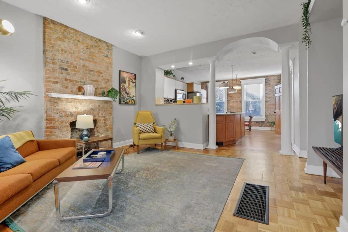 The Goodale House - 2 Units - 4 Bedroom 5 Bath Columbus