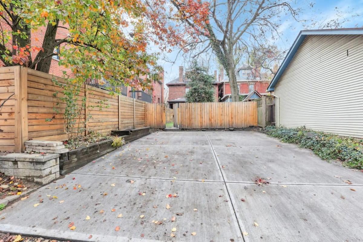 The Goodale House - 2 Units - 4 Bedroom 5 Bath Columbus