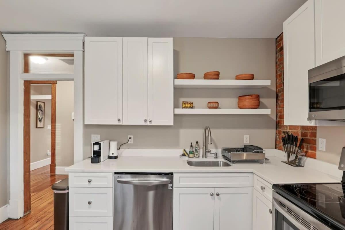 Holiday home The Goodale House - 2 Units - 4 Bedroom 5 Bath Columbus