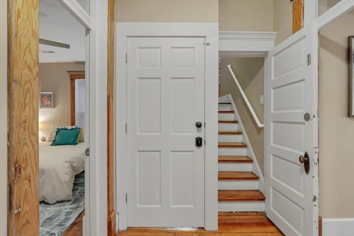 The Goodale House - 2 Units - 4 Bedroom 5 Bath Columbus