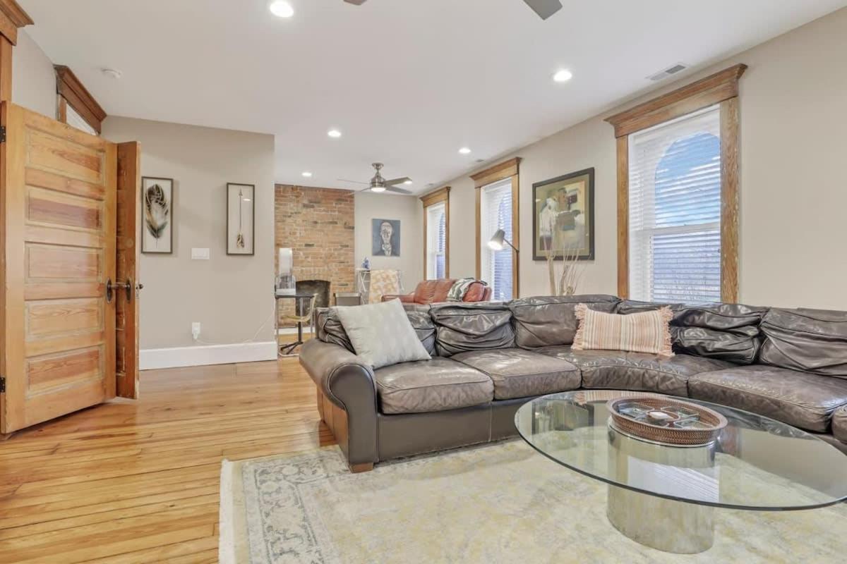 The Goodale House - 2 Units - 4 Bedroom 5 Bath